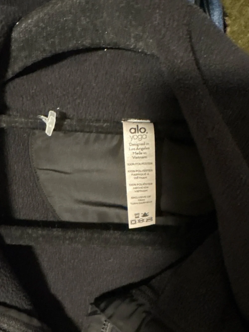 ALO Yoga Black Lightweight Quarter-Zip Pullover Jacket